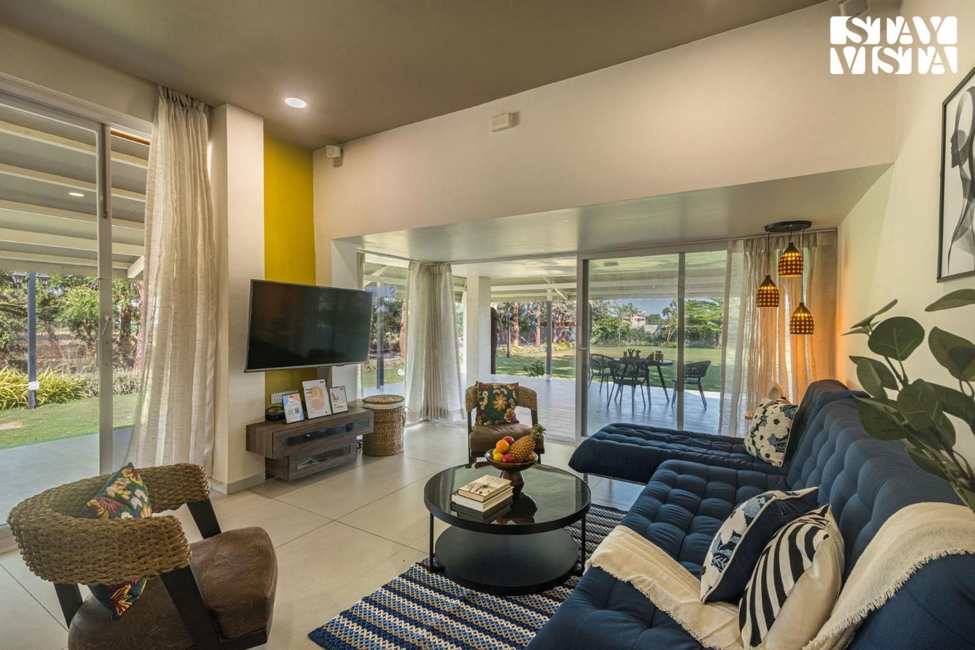 Stayvista'S Silver Grove - Serene Haven With Expansive Lawn & Terrace 나식 외부 사진